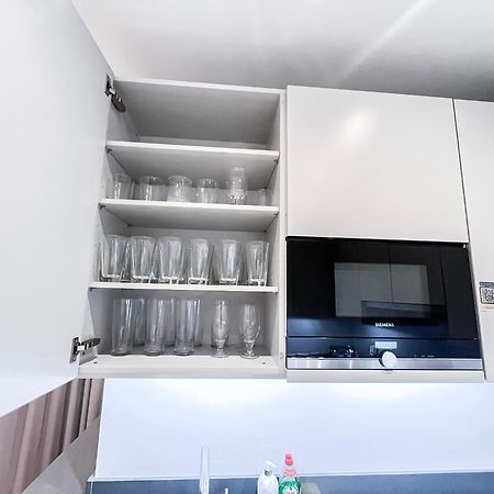 Posh 3 Bedroom Flat With Terrace And Indoor Fireplace In Mayfair, Near Hyde Park Лондон Экстерьер фото