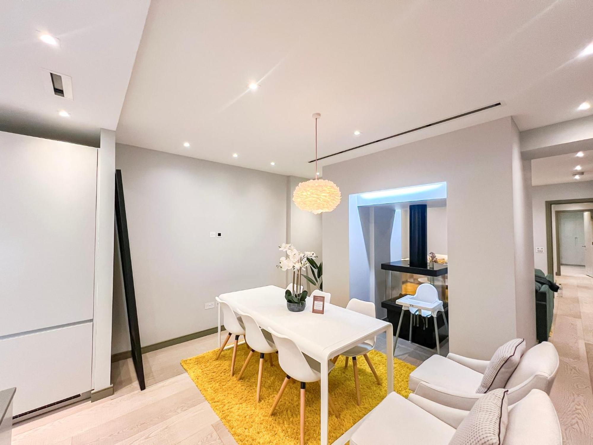Posh 3 Bedroom Flat With Terrace And Indoor Fireplace In Mayfair, Near Hyde Park Лондон Экстерьер фото